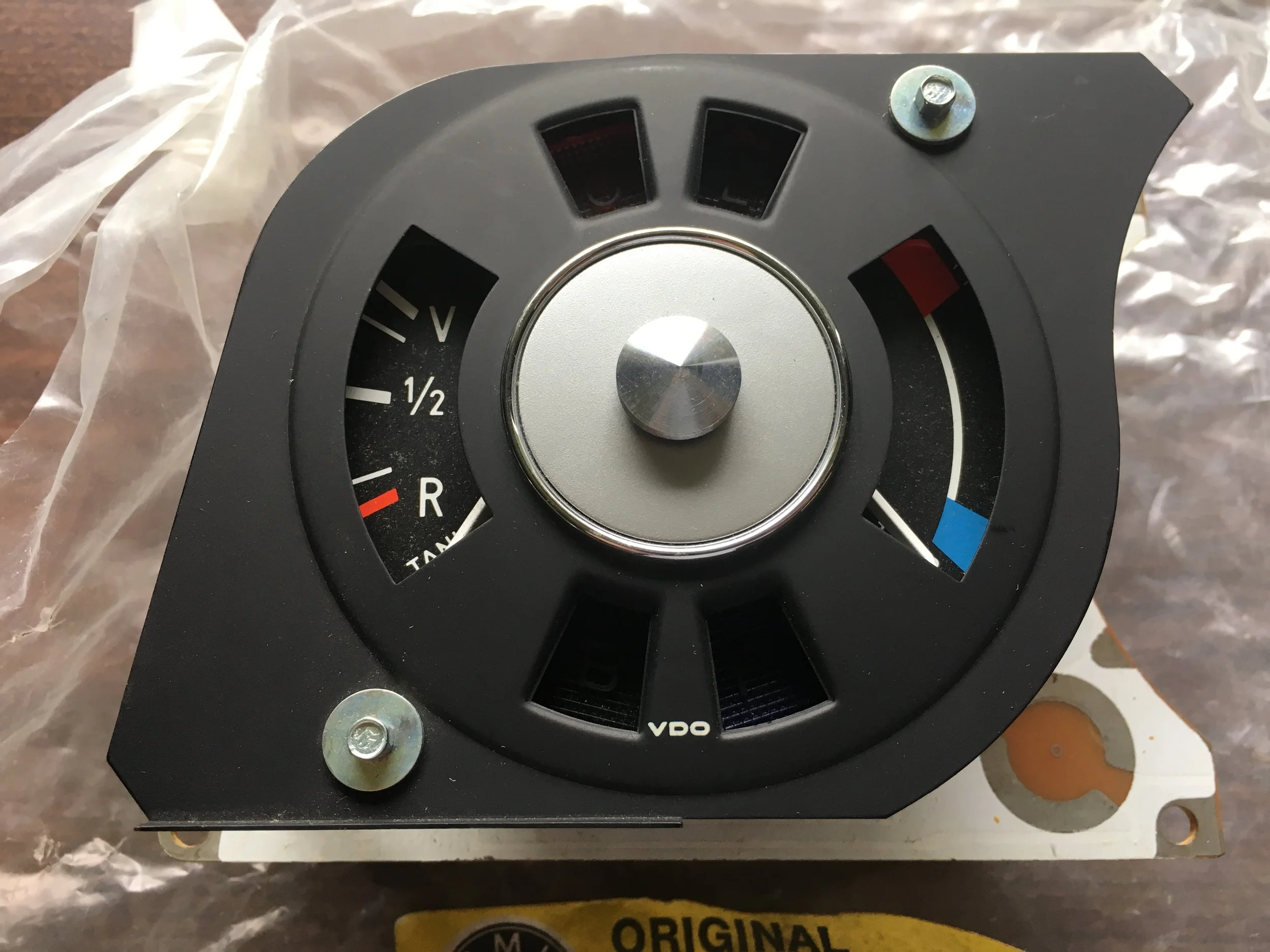 BMW 1600/2002 Temp & Gas Gauge (NOS) / The Paddock