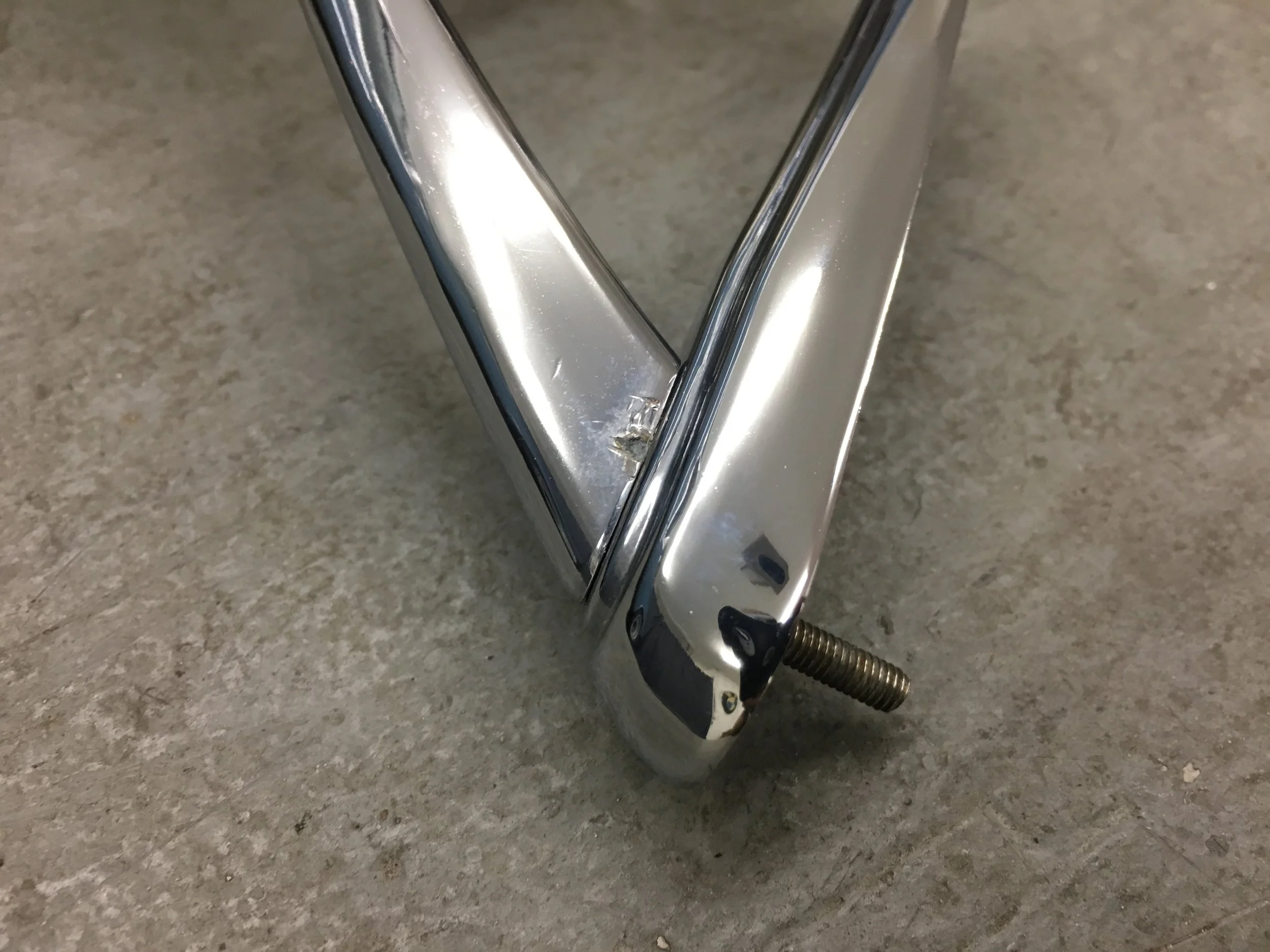 Swan Neck 2 damage.JPG