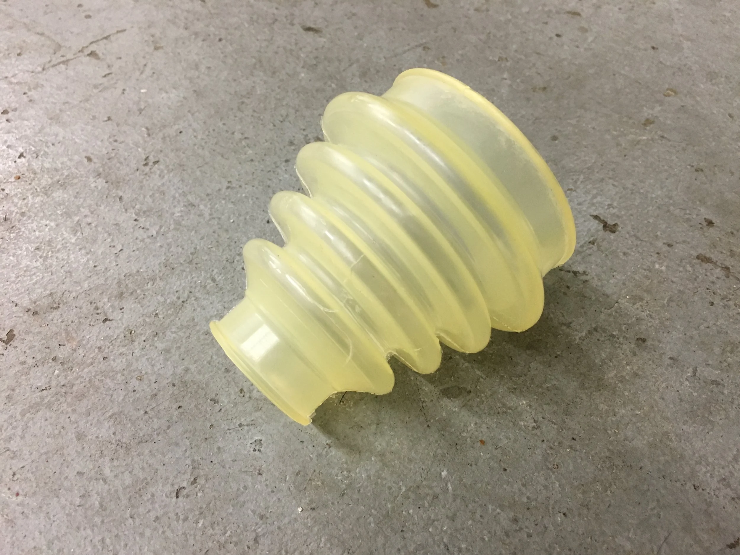 Early 1600 CV Boot NOS 1.JPG