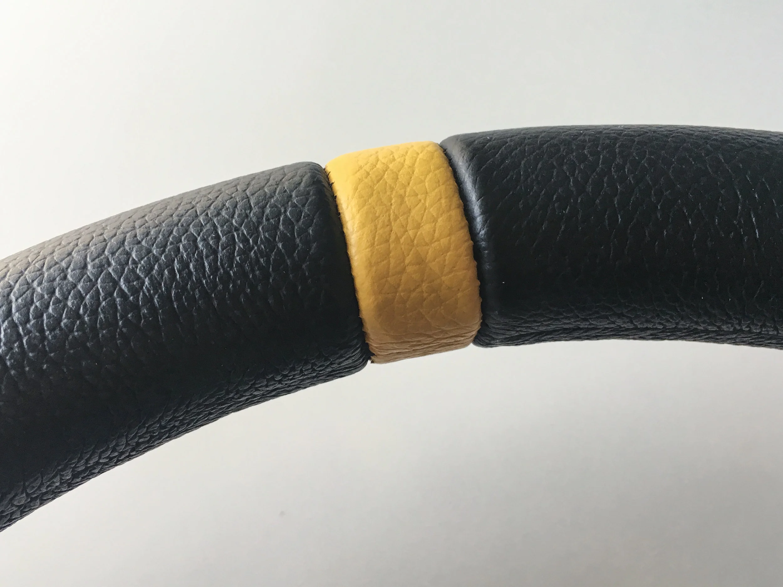 MOMO Mod 08 leather steering wheel (350mm)