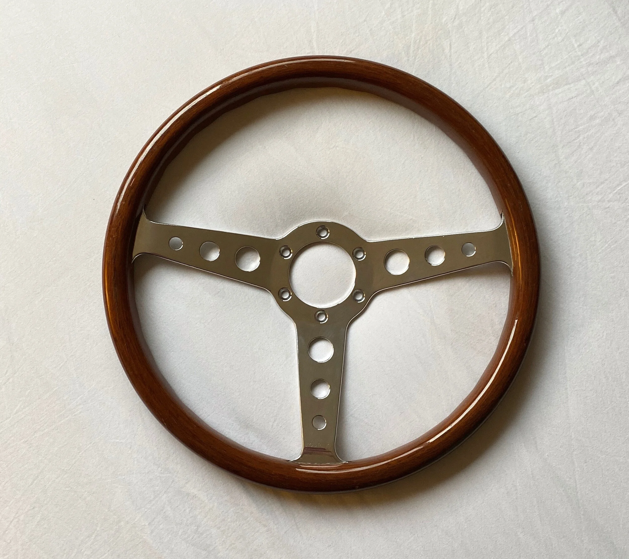 MOMO Touring "Stacked Logo" 1968-1973 dated wood steering wheel (350mm)