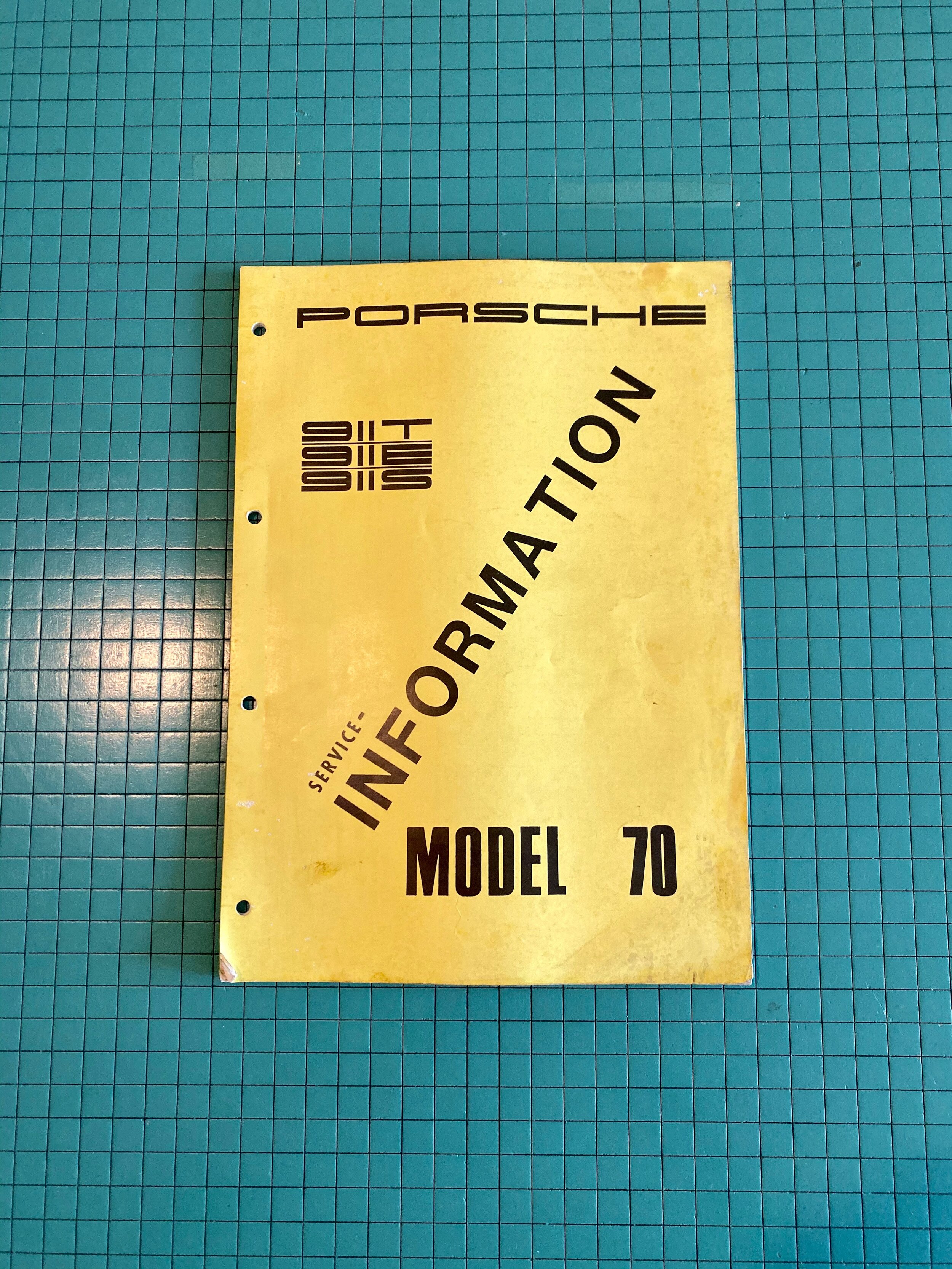 Porsche Service Information Booklet - Model 70