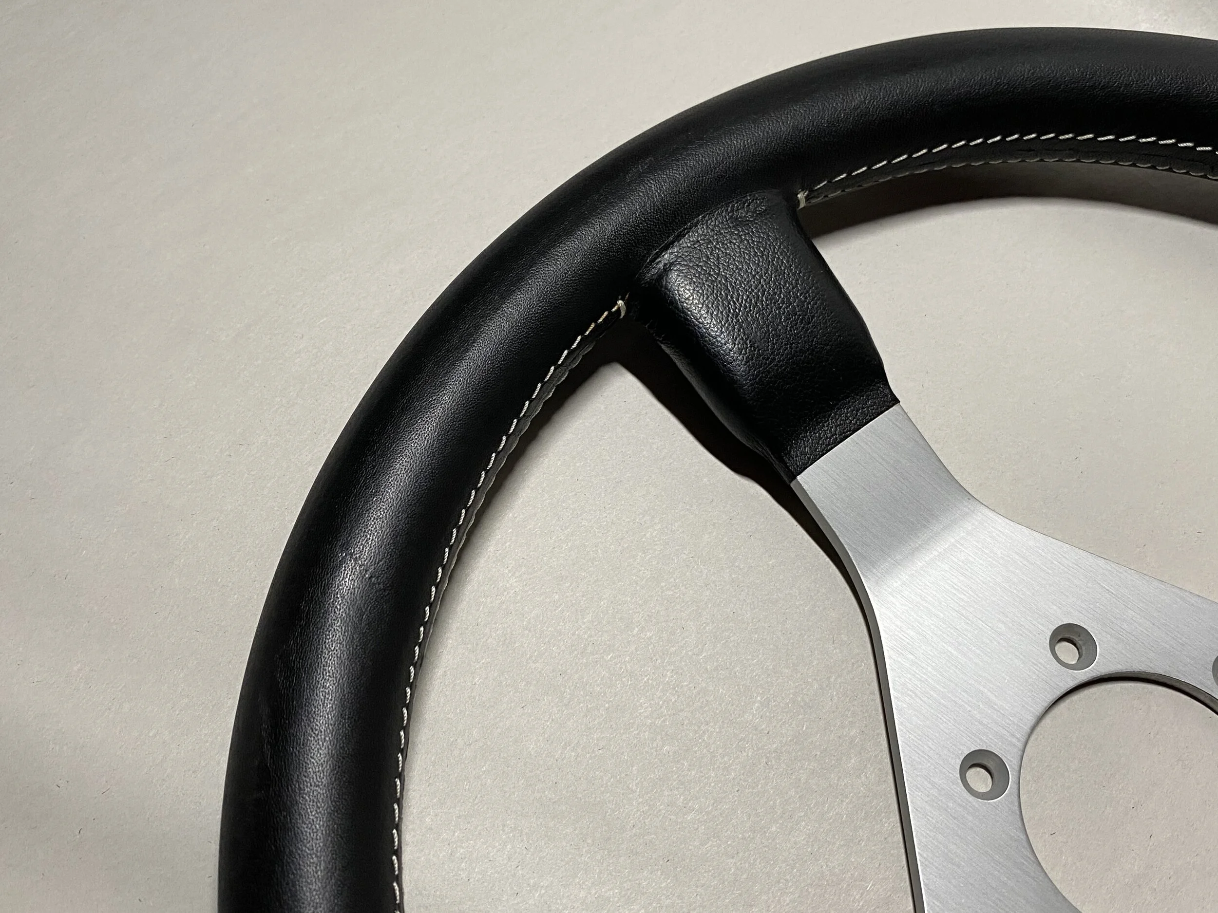 NOS] MOMO Cavallino 360mm steering wheel / The Paddock