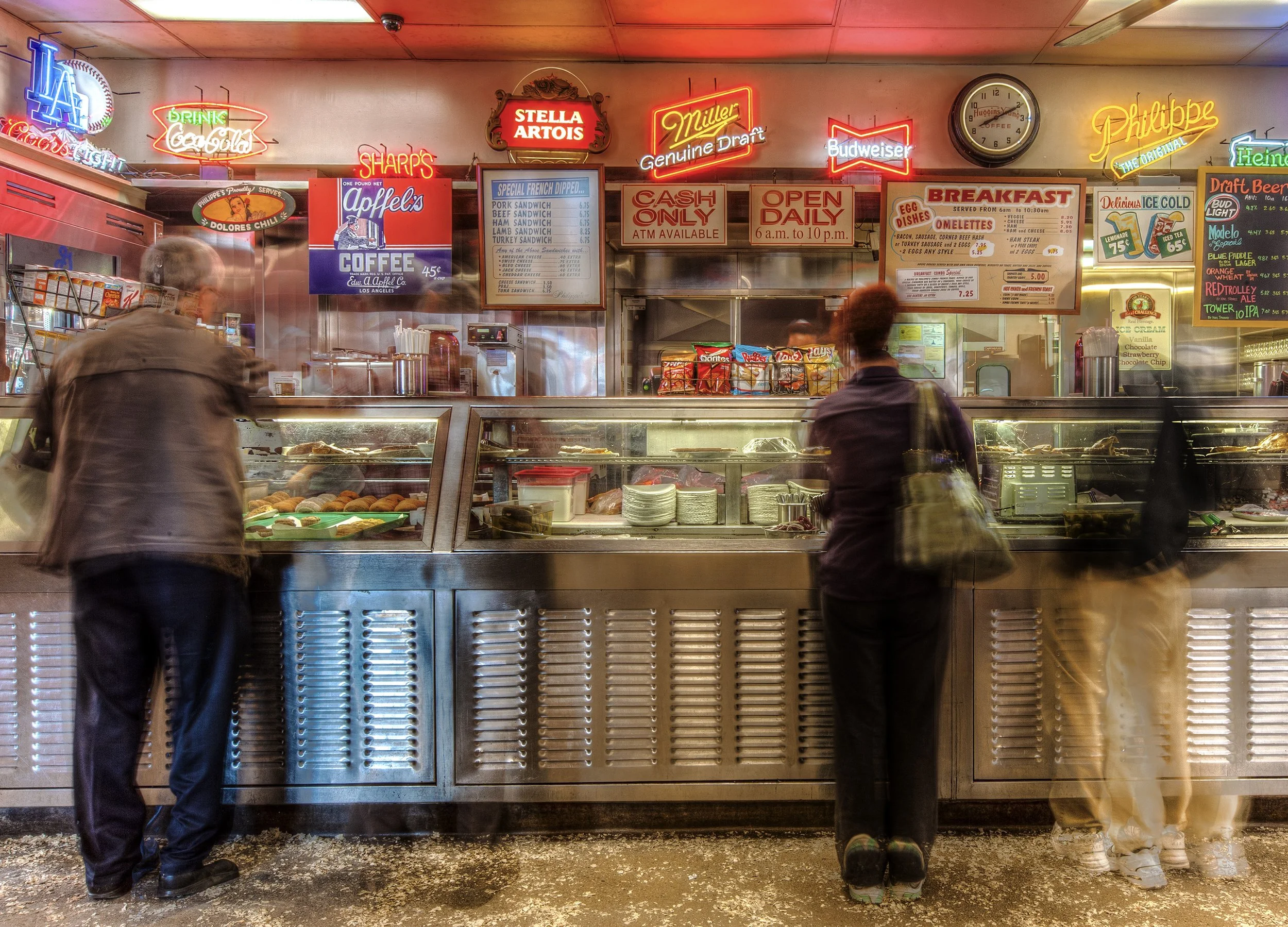 11 Philippes Inside 20140108.jpg