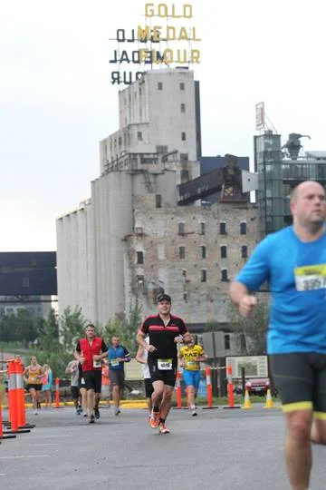 MPLS Duathlon - Golden Medal background.jpg