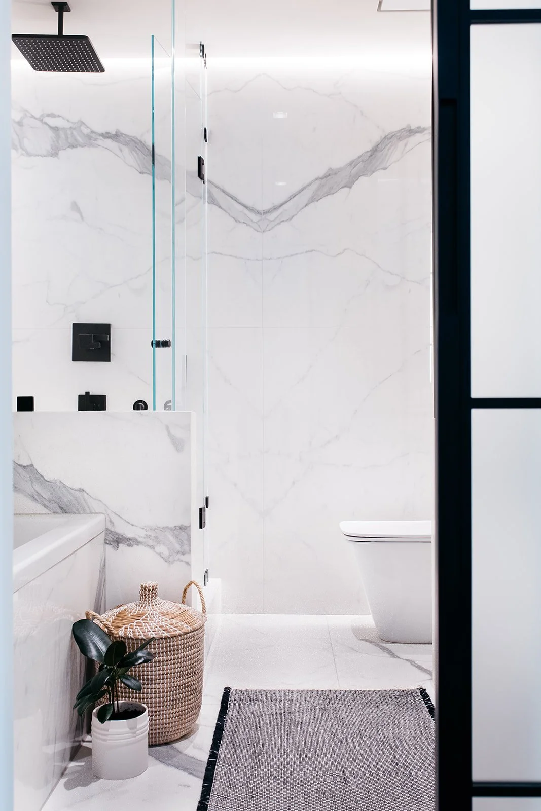 LR- Veronica Ng- Tiptop Bathroom- Aug 2021-17.jpg