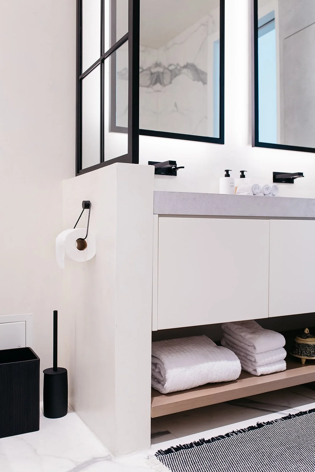 LR- Veronica Ng- Tiptop Bathroom- Aug 2021-21.jpg