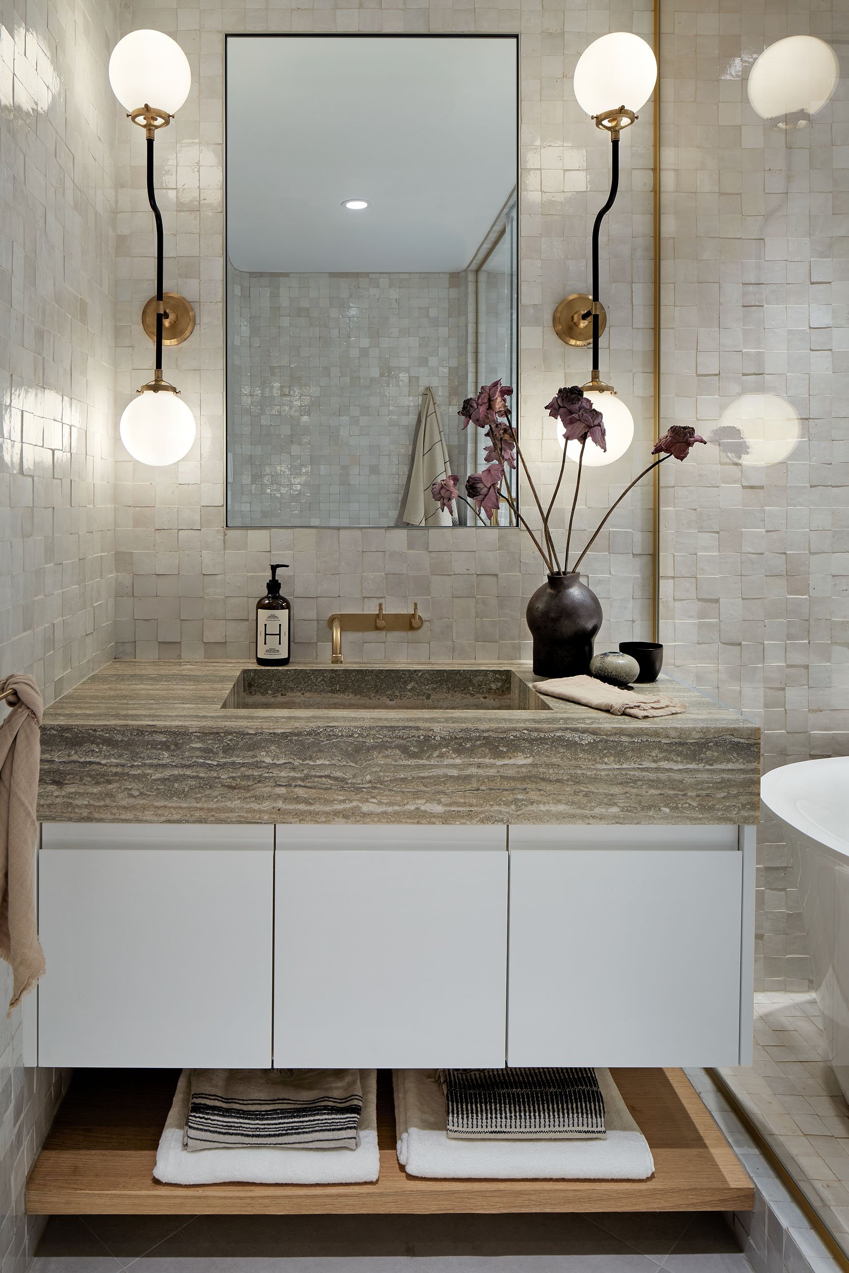 Bathroom_01_REVISED..jpg