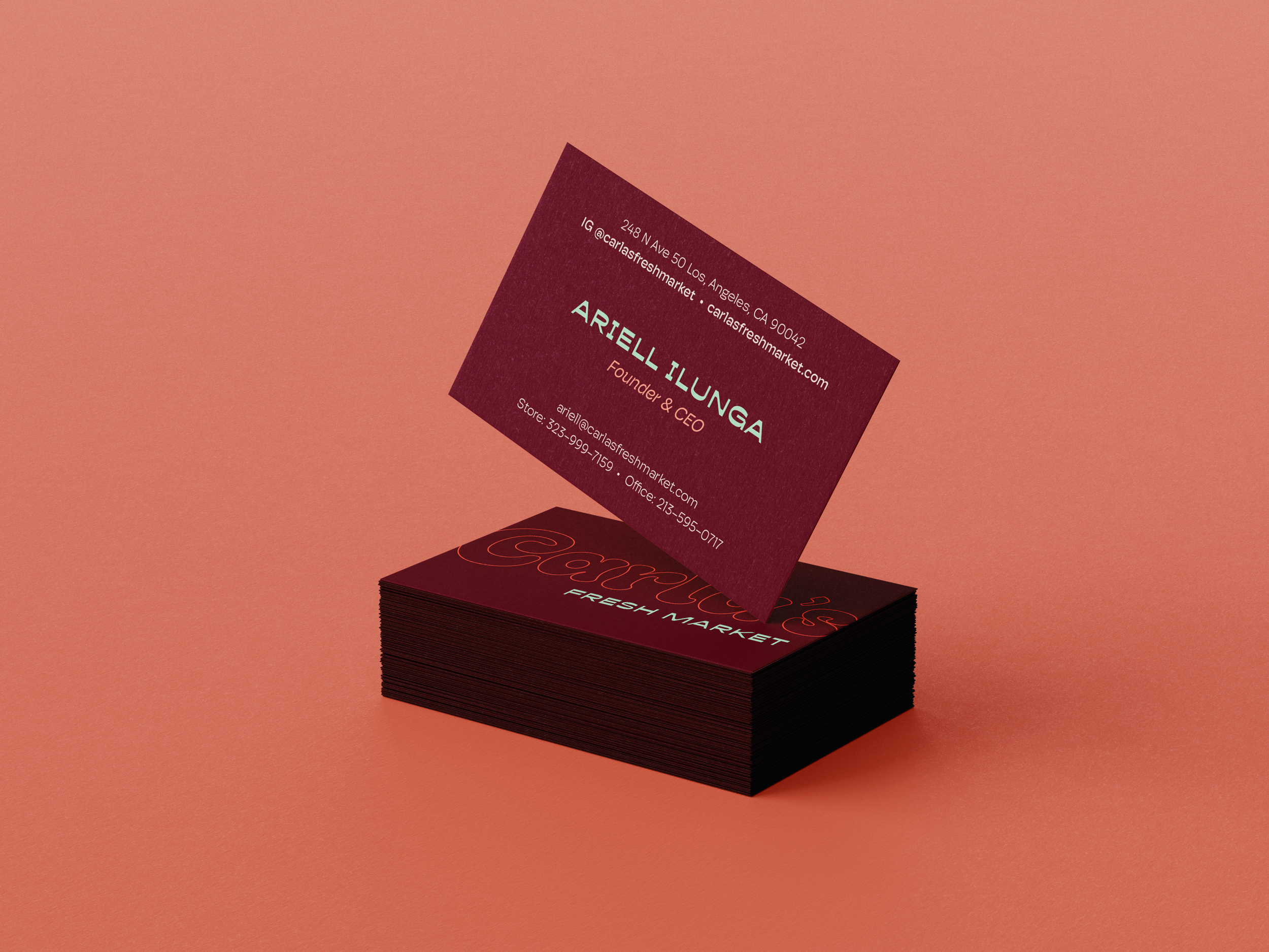Free_Business_Cards_Mockup_5.png