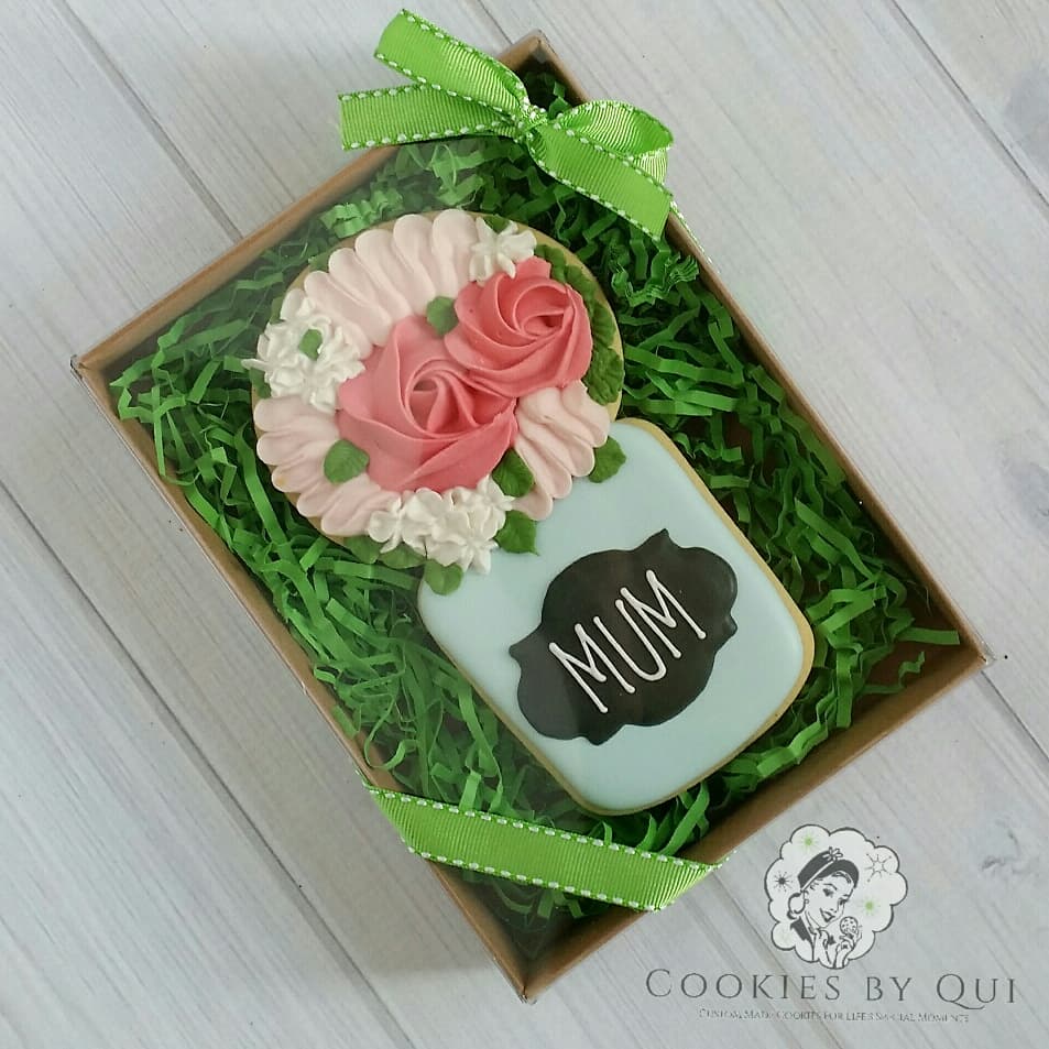 Mother's Day Rustic Mason Jar Floral Bouquet Gift Box Cookie
