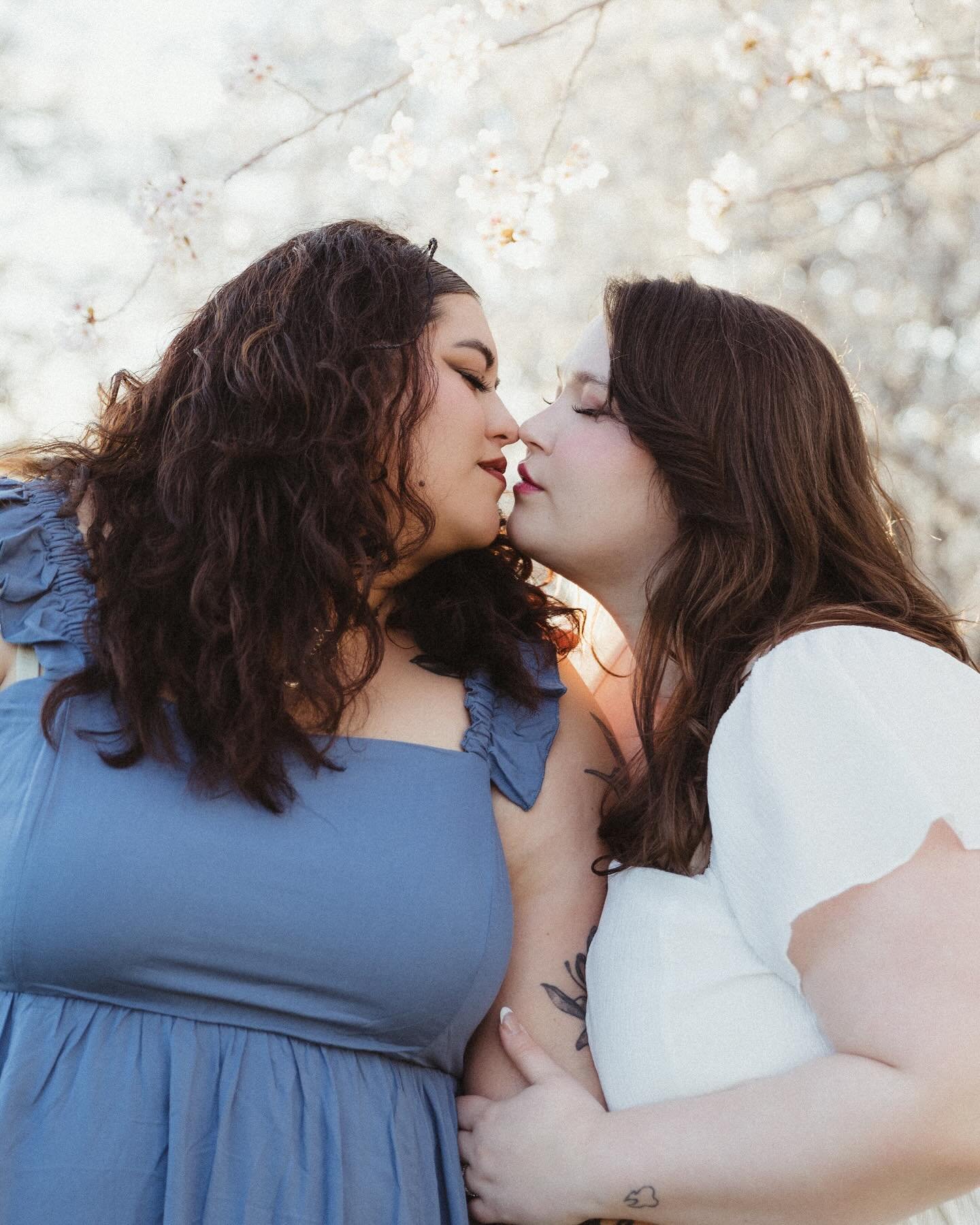 So much love 💕 🌸 preview from yesterday&rsquo;s session  #utahweddingphotographer #destinationweddingphotographer #cherryblossom #lesbianlove #lgbtlove🏳&zwj;🌈 #utahlgbtq