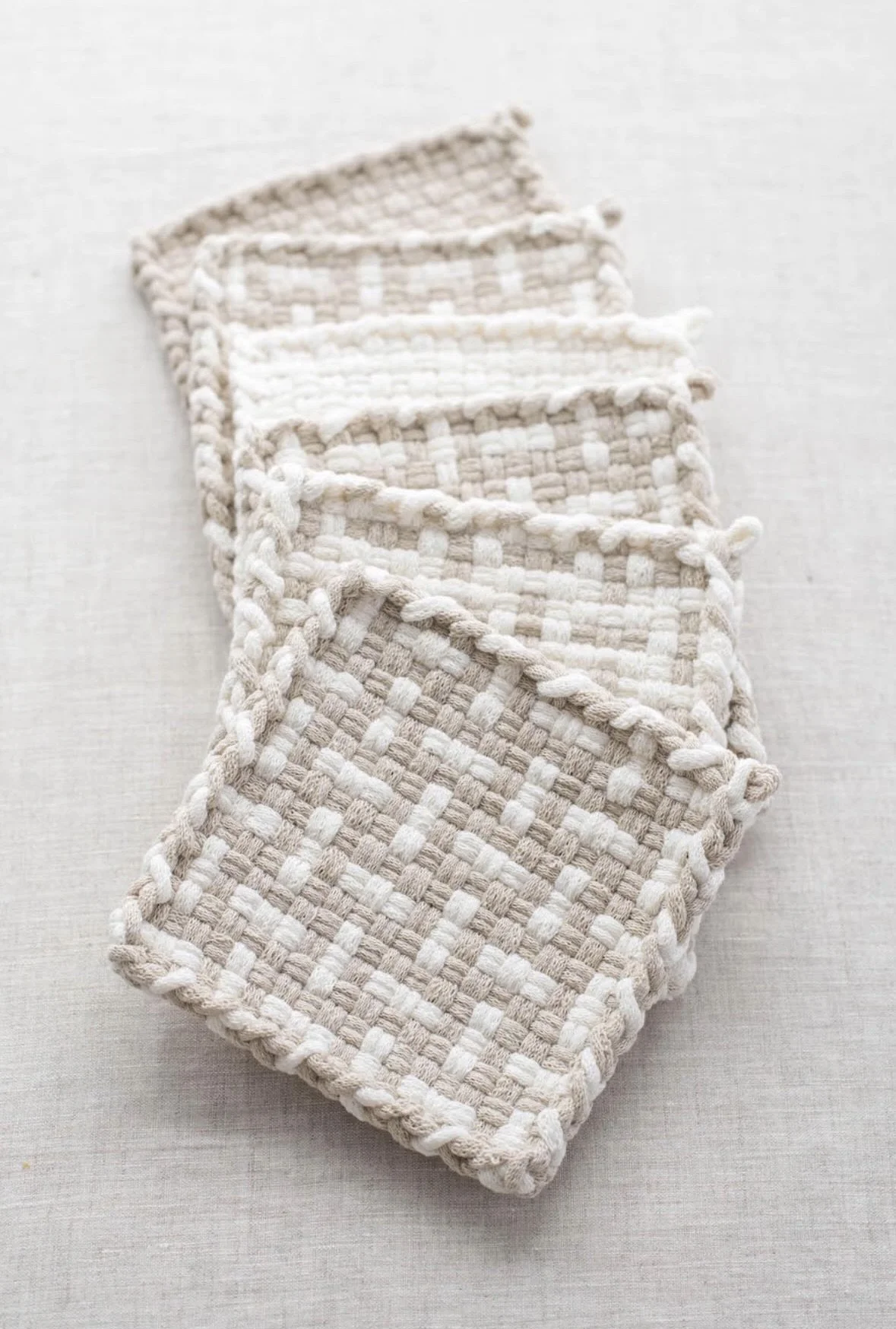 Linens || Textiles || Blankets