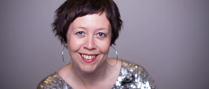 Tidligere teatersjef Hålogaland Teater Nina Wester, nå frilanser skribent og dramatiker, er engasjert som redaktør for Utenfor Allfarvei Forlag til denne utgivelsen.