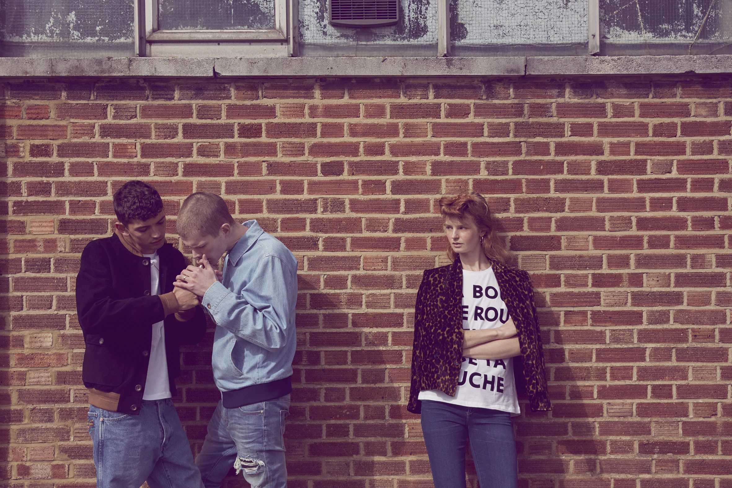 BUS_STOP_look_5.jpg