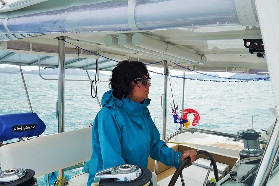 helm deb.jpg