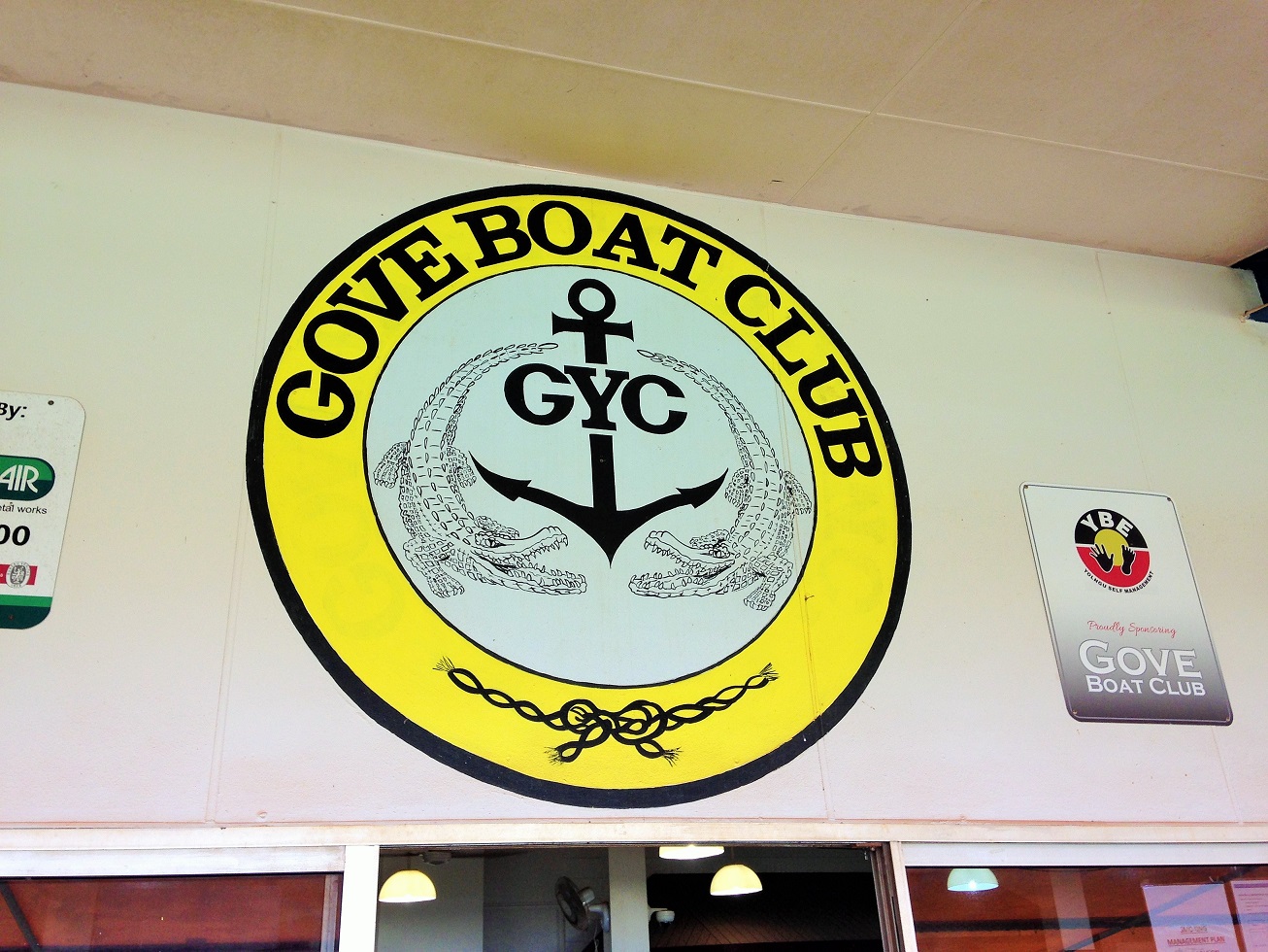 Boat Clum emblem.JPG