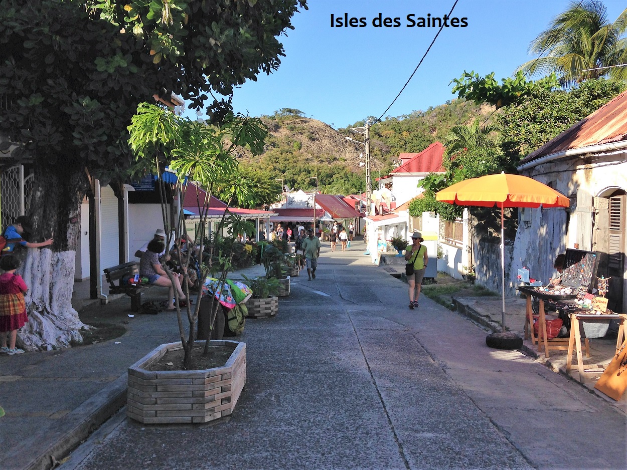 street Des Saintes.JPG