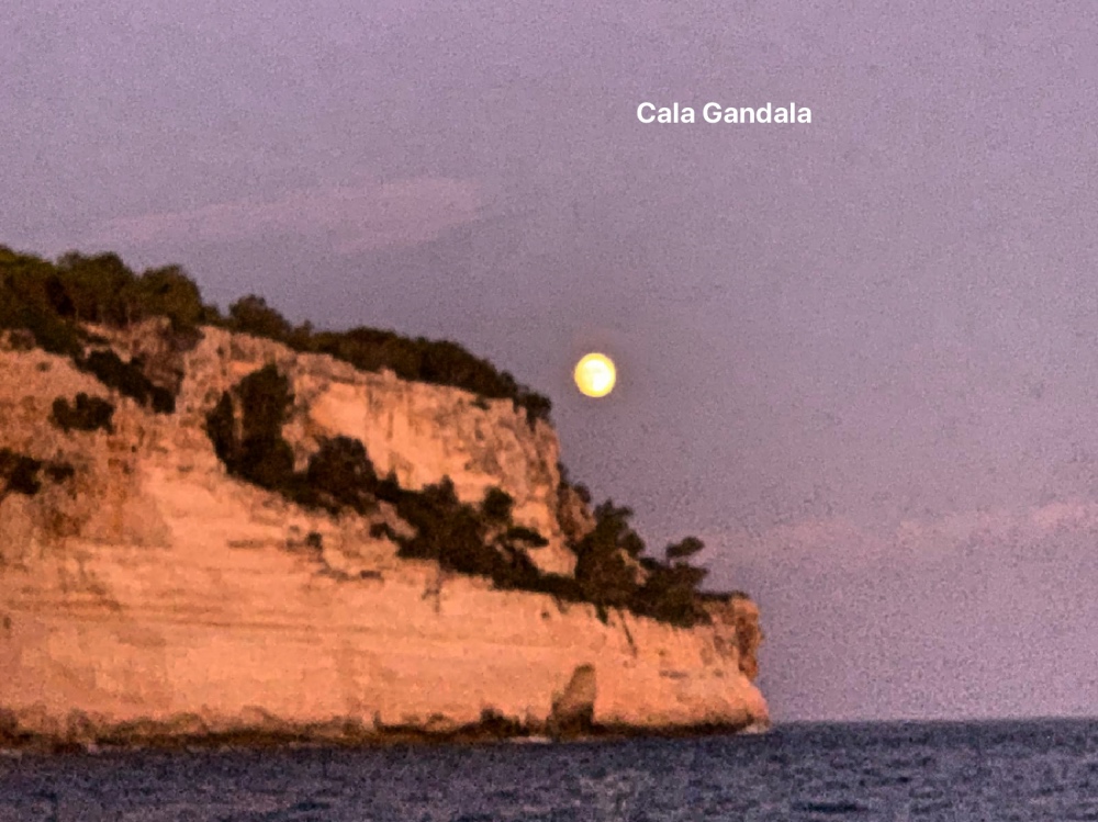 Moon Cala Gandala.jpg