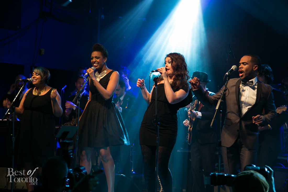 THE ST ROYALS We are celebration leaders. Our versatile live wedding bands and special event bands, Male and Female DJs and performers play tailored music in ANY STYLE for your unique events and amazing guest experiences. Let us produce an amazing experience for you and your guests.