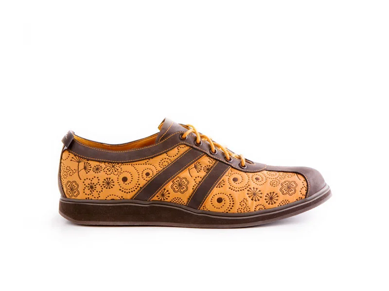©snique_handgemacht__sneakers_massschuhe_freizeitschuhe.jpg