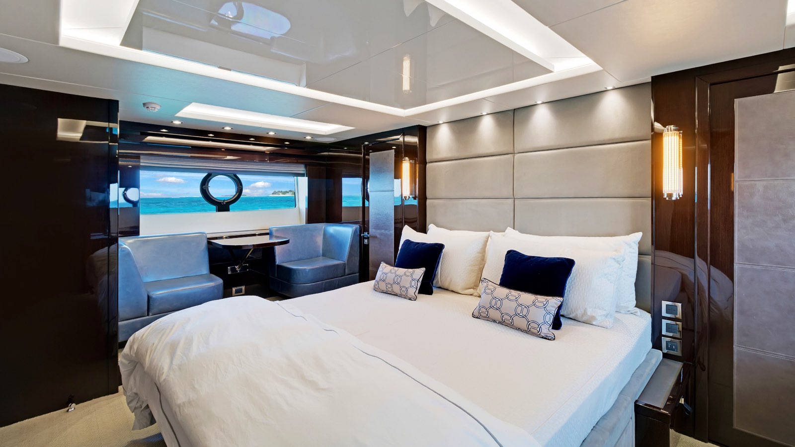 Enterprise_charter_yacht_iyc_interior_master_3.jpeg
