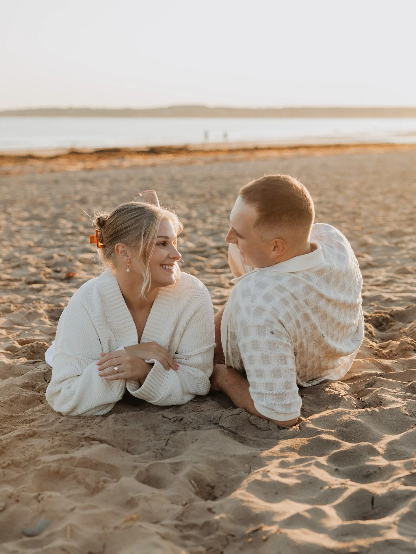 Take us back to this incredible evening hanging out with amazing humans like Erin &amp; Nick.
.
2026 Weddings || Conrad&rsquo;s Beach, Nova Scotia
.
🏷️: Halifax Wedding Photographers, Dave and Pring Photography, Halifax Beach Engagement Session, Nov