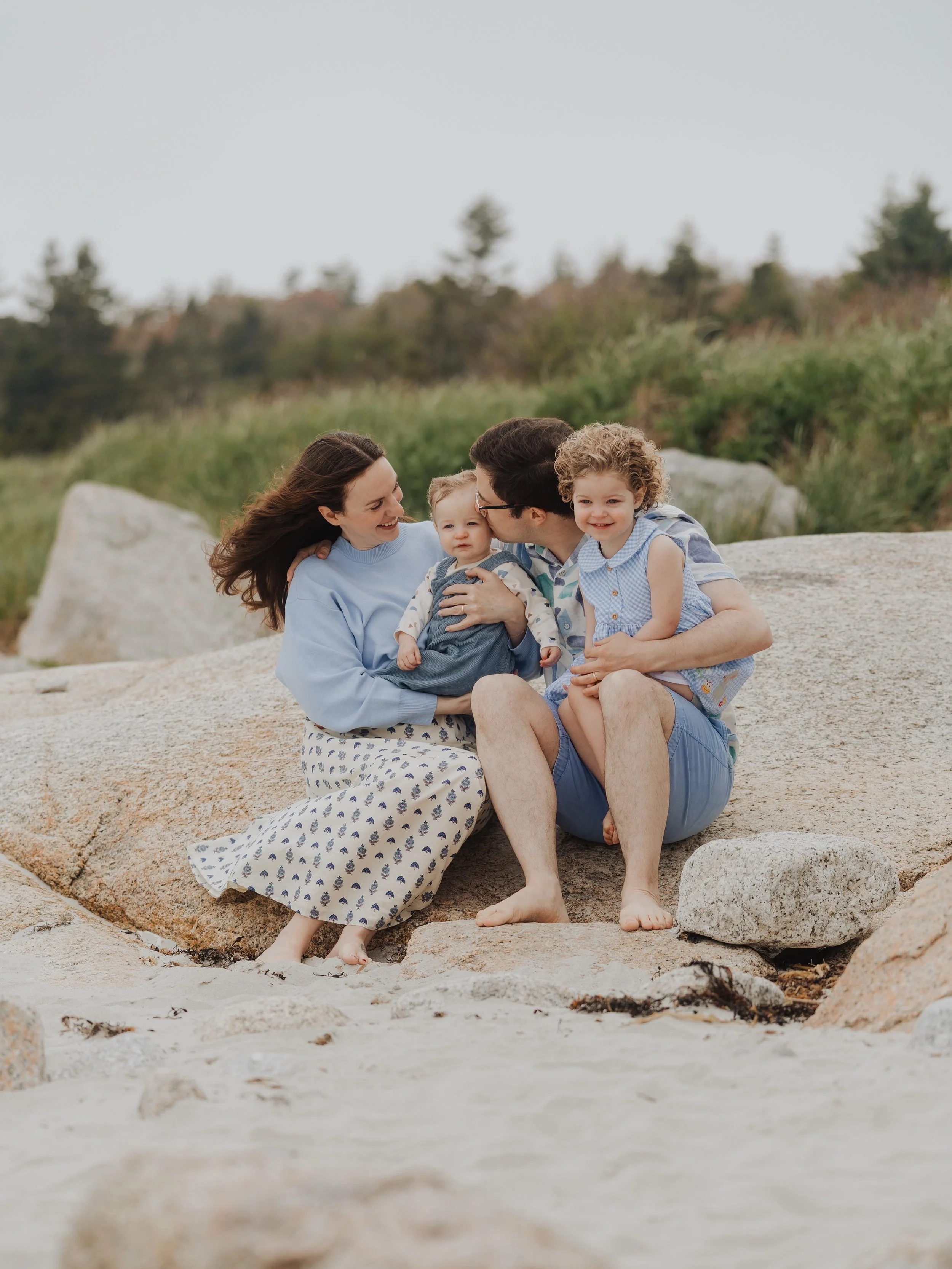 From their wedding a couple of years ago to meeting their adorable kids earlier this month, it always leaves us with a feeling of deep appreciation that we get to be there for these chapters.
.
The best part of sessions like this is catching up and h