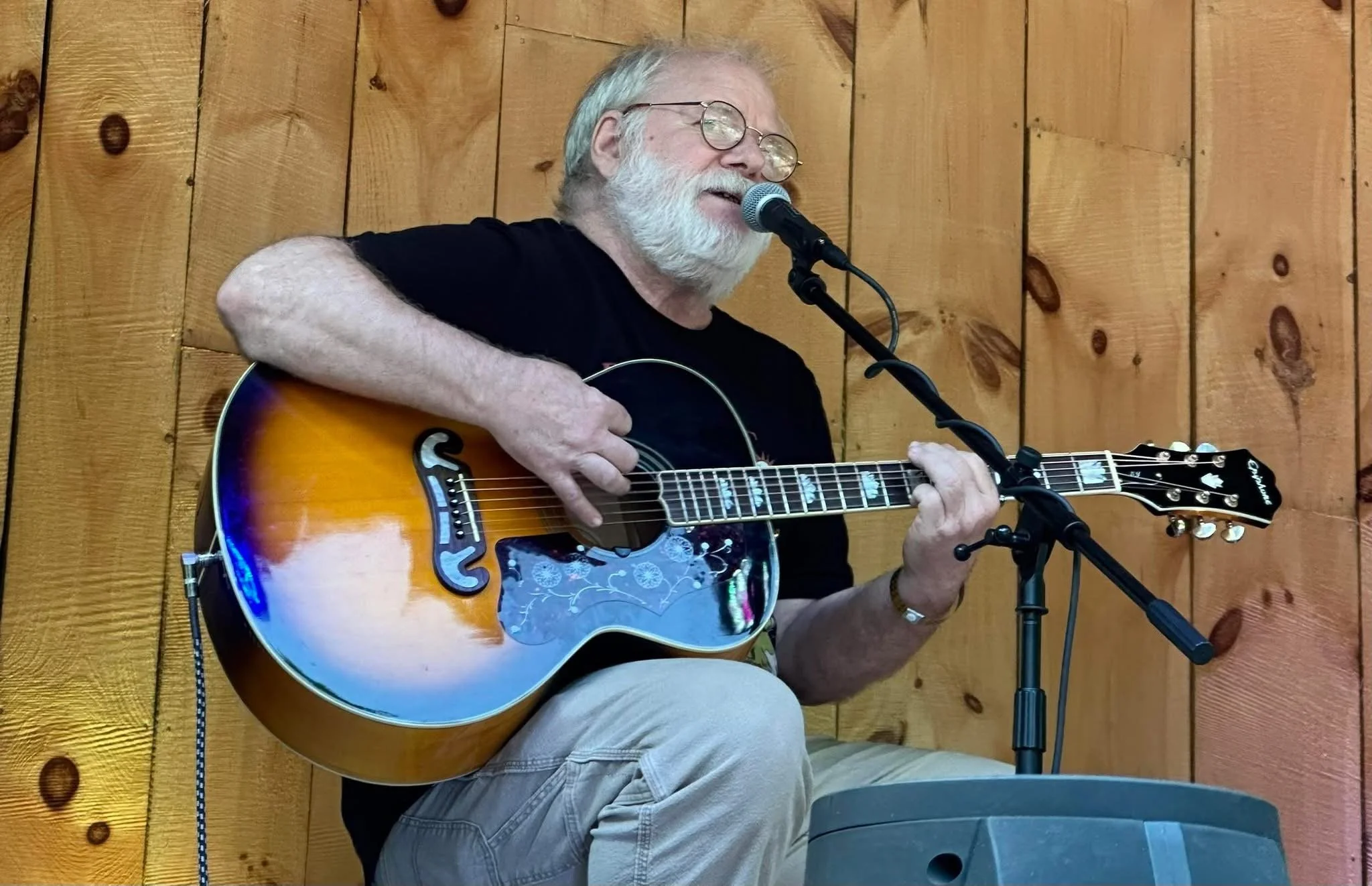 Saturday Acoustics w/ Kevin Johnson