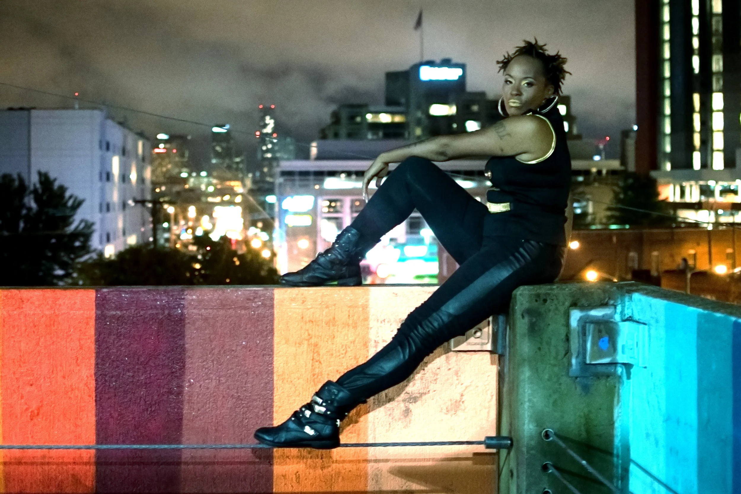 AHP_3660-1_Shantae_Aprilhuntphotography_Roof_2.jpg