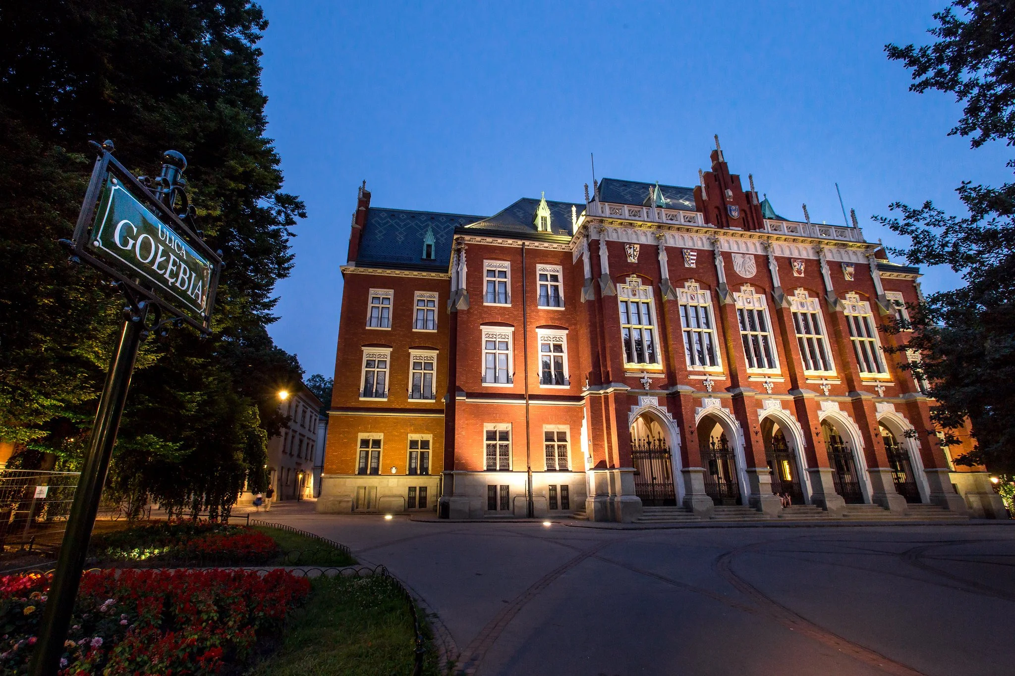 04-novum.jpg