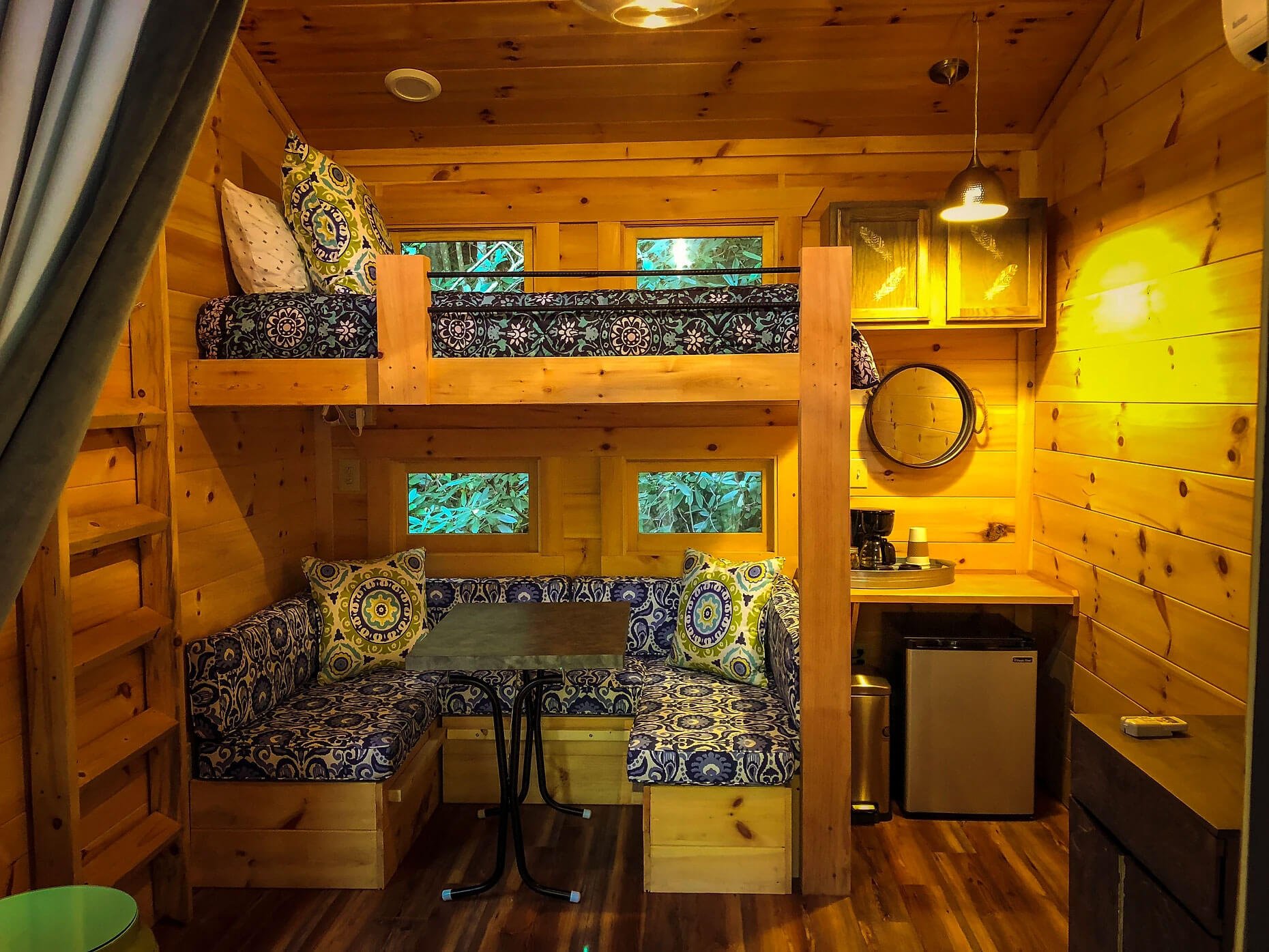 Bird’s Nest Cabins - Yoga Retreat North Carolina (Copy)