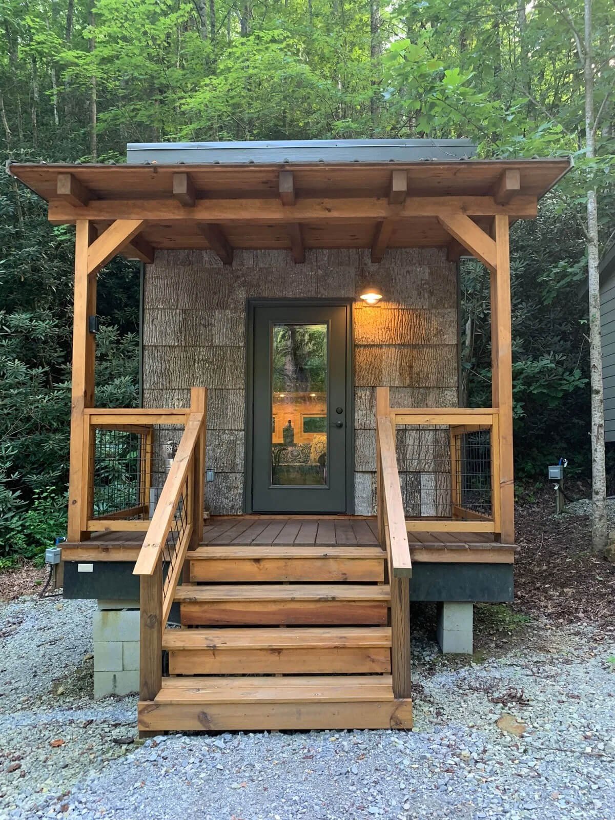 bird’s nest cabins (Copy)