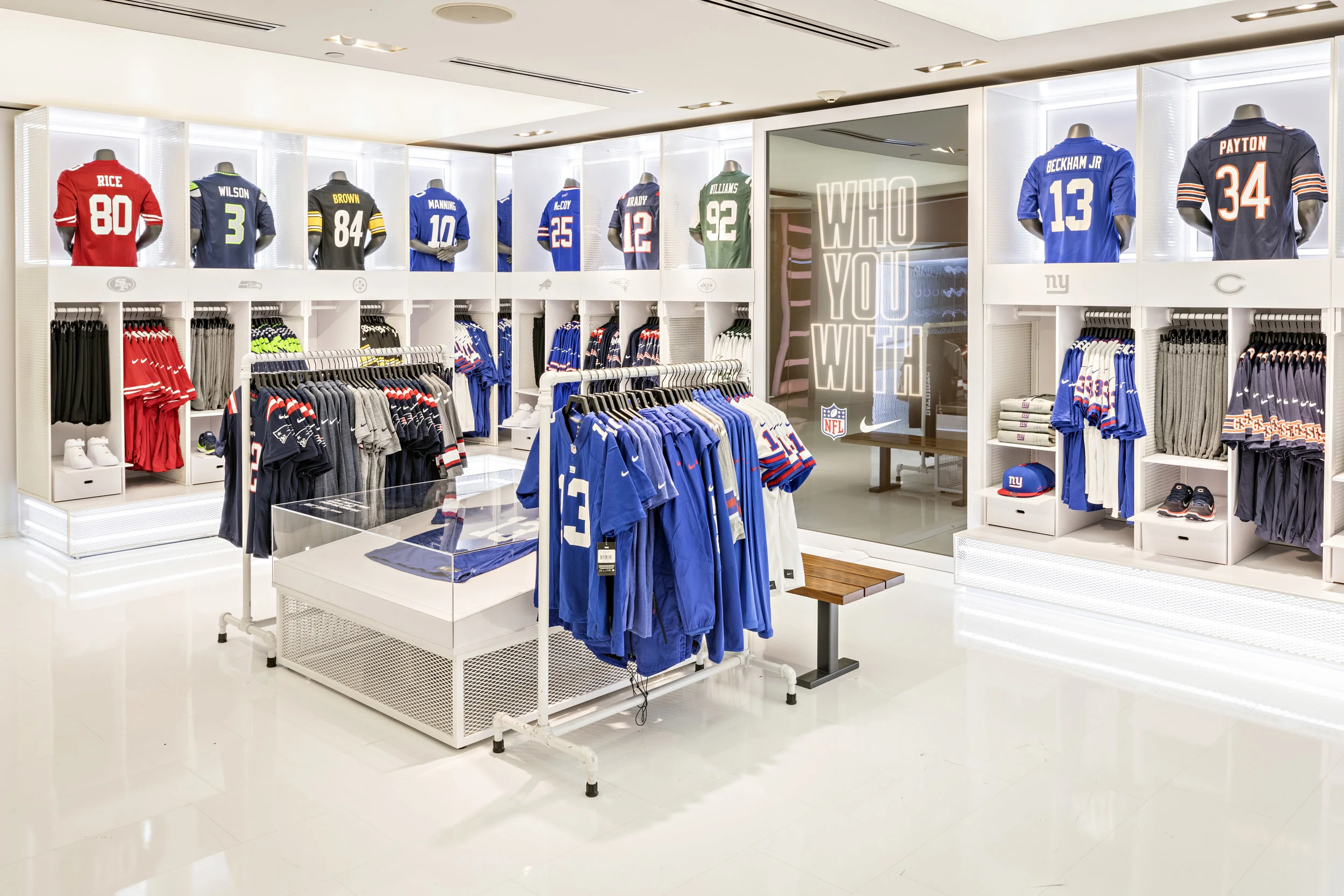 Niketown_OBJ_0119-HDR.jpg