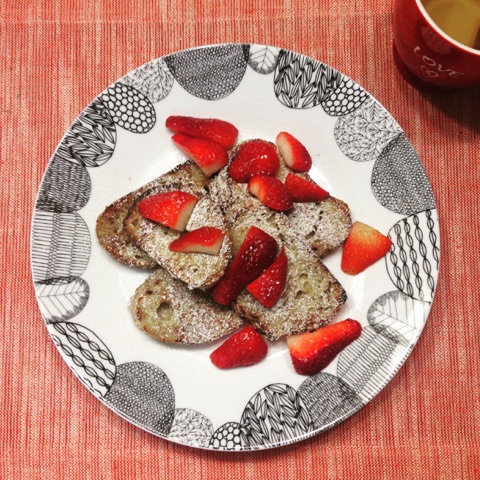 Easy French Toast & Strawberries