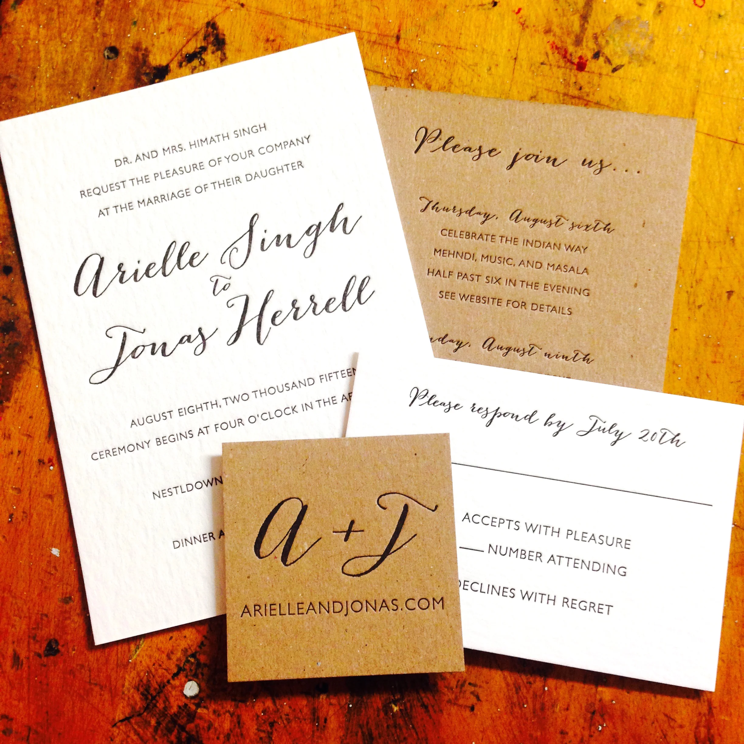 Arielle_Jonas_set.jpg