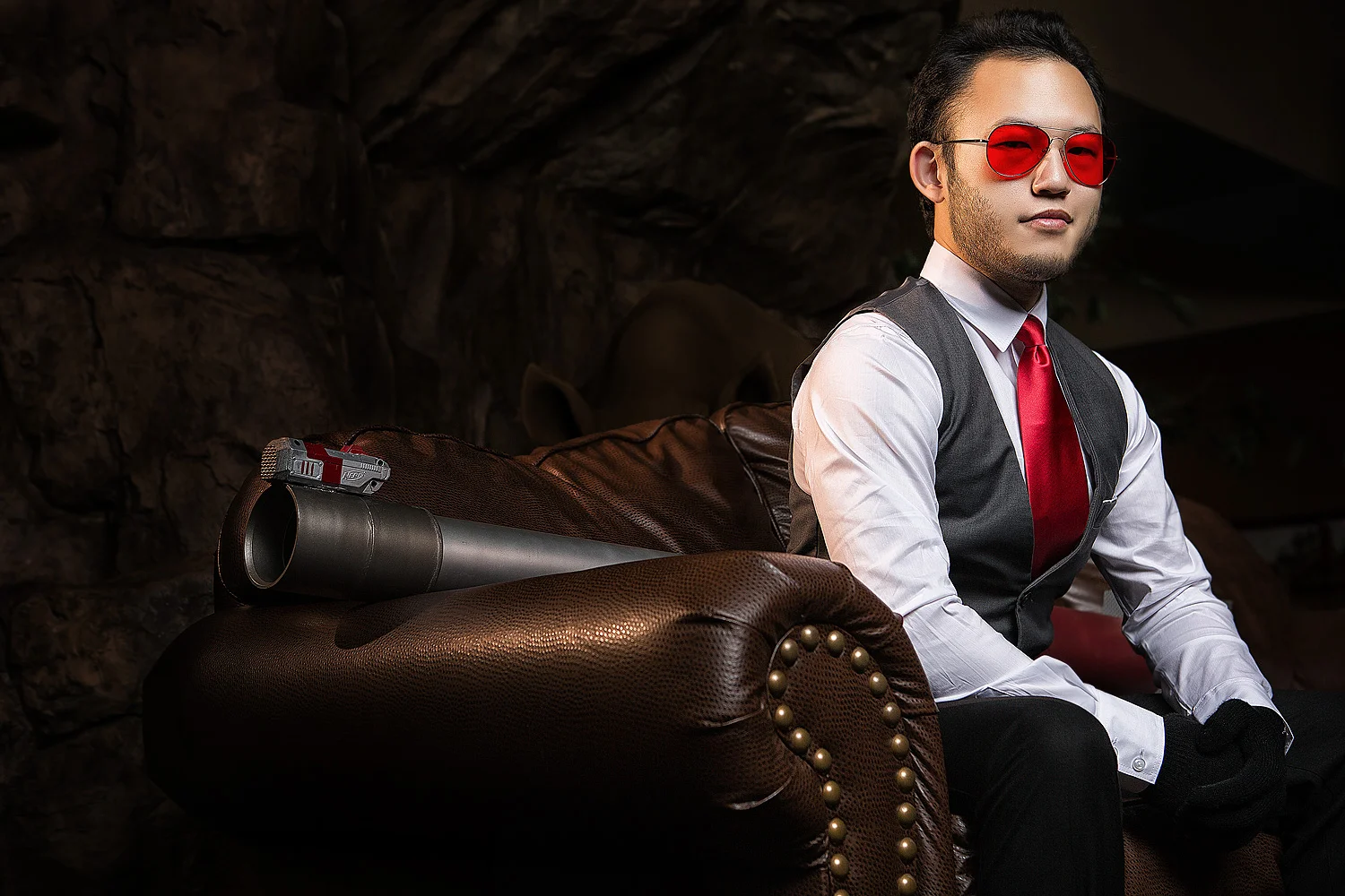Dan Kim as Junior of RWBY