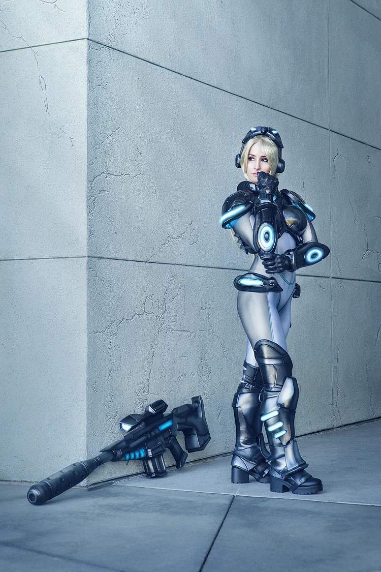 Bindi Smalls as Nova of Starcraft