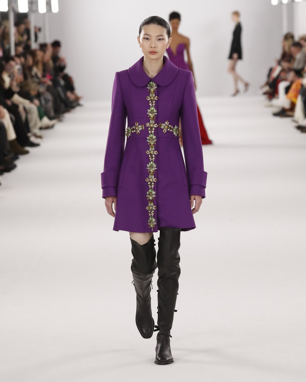 Carolina Herrera FW22 15.jpg