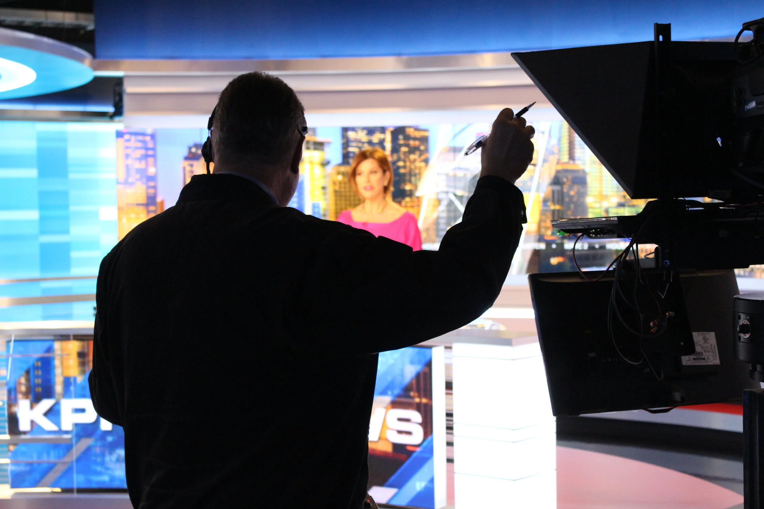 KPRC floor director.JPG