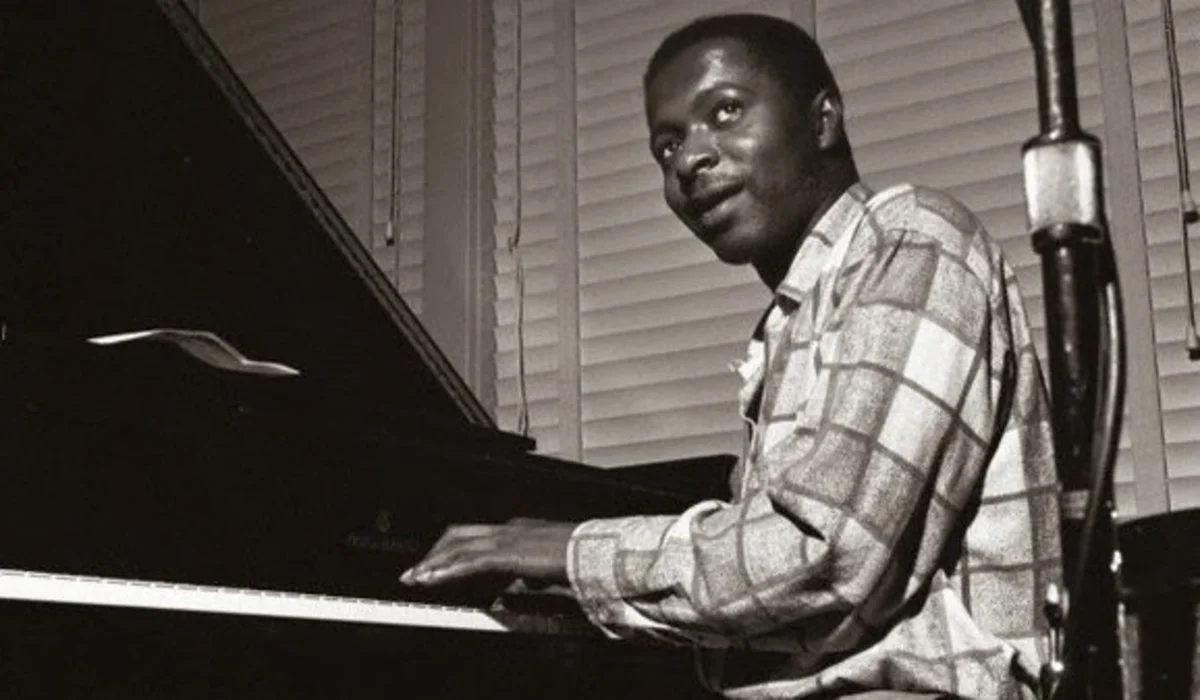 64485118WYNTONKELLYB1.jpg