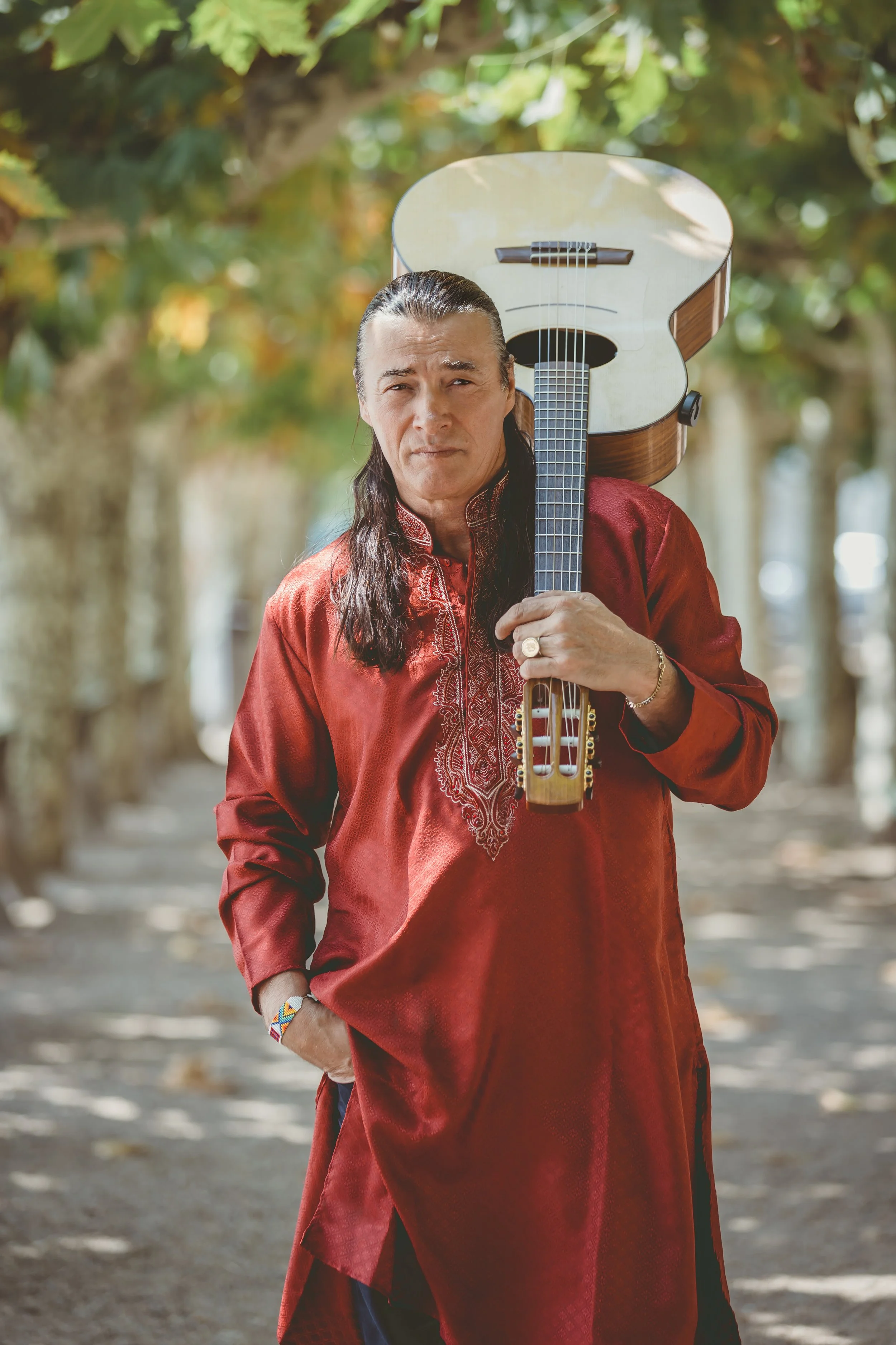 Lulo Reinhardt with the Hot Club Berlin