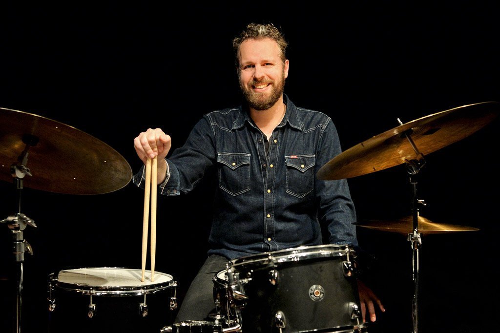 Tobias Backhaus drums