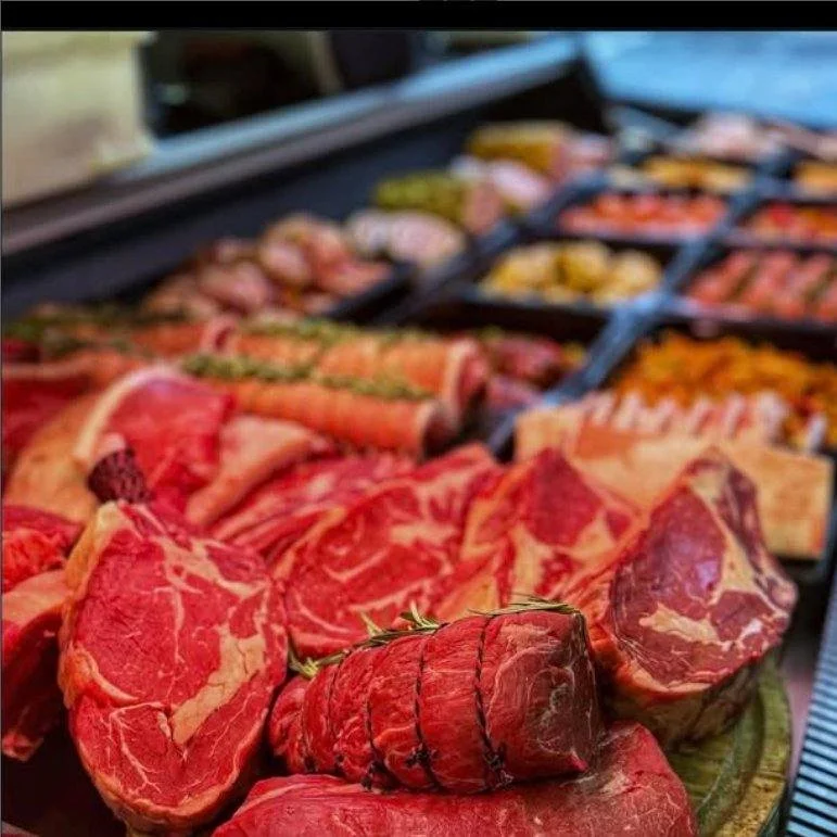 🥩💥 It&rsquo;s NATIONAL STEAK DAY! 💥🥩
Come and visit  #leppardsbutcher  our in-store butcher 😍
"Our aged steak meat is sourced from the Hutchings family in Bodle Street Green, East Sussex." #sussex #shoplocal #tunbridgewells #haywardshe