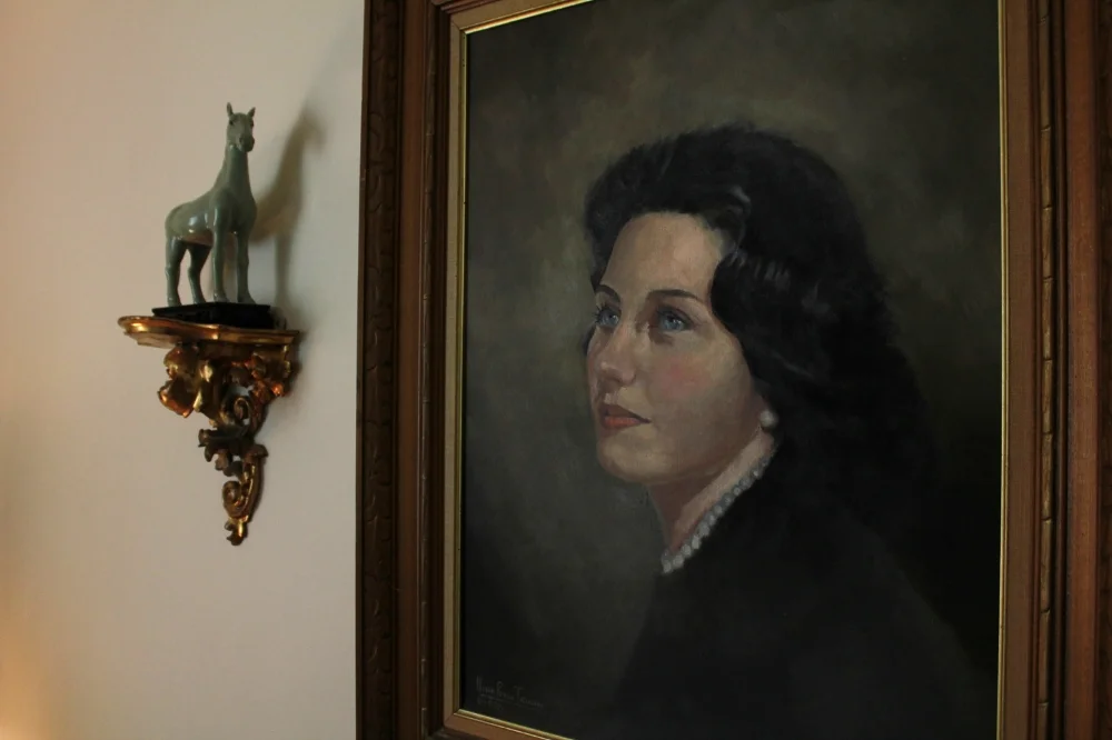 Painting of Patricia Pielli by Nina Irwin