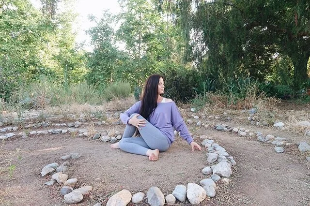 Another week, another opportunity to move forward and inward. #moveinfabletics #myfabletics #fableticspartner 
Twitch streaming schedule: 
Monday: 9am Quiet Time + 
Wednesday: 11am Yoga for Gamers 
Thursday/Saturday: 6pm Rest and Restore 
Please join