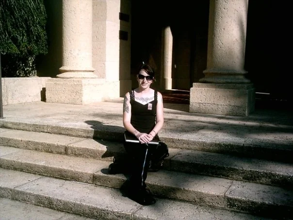 Cemetery Confessions 009 - Demysifying Goth