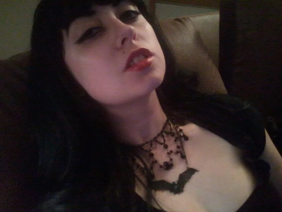 Cemetery Confessions 016 - Subcultural Ideals