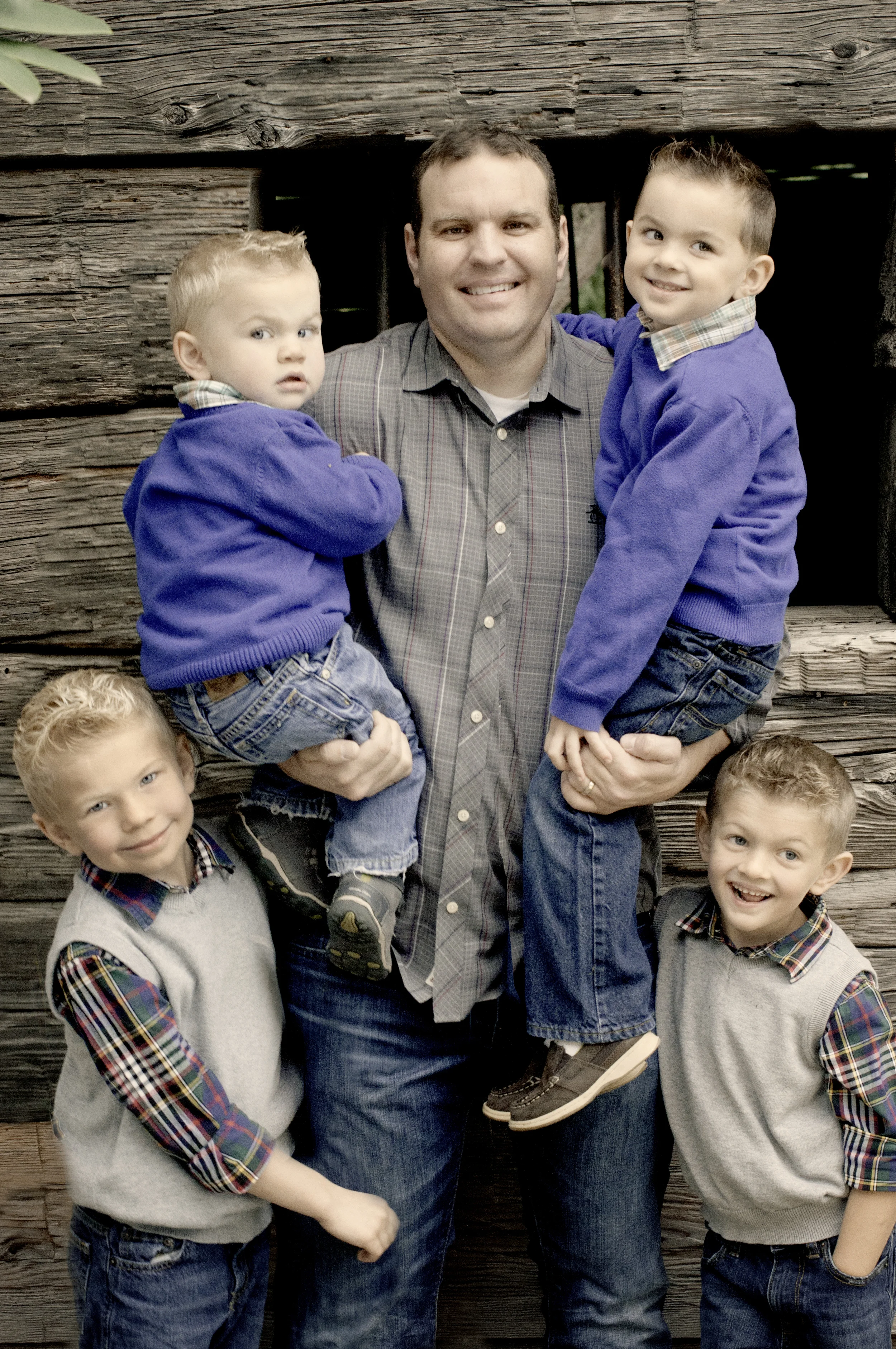 Anderson Family-Bret and boys.jpg