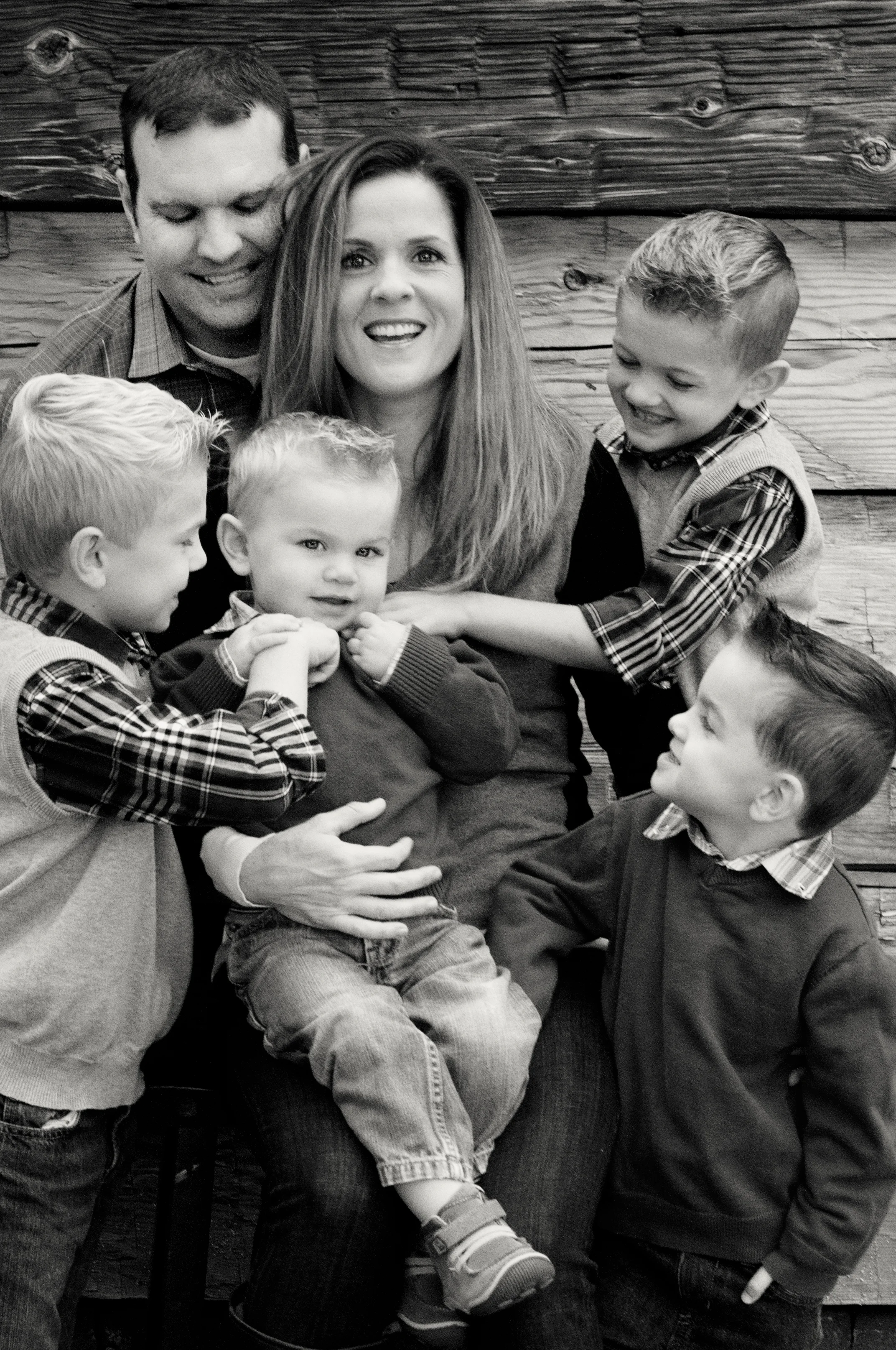 Anderson Family-tickle hudson crop platinum.jpg