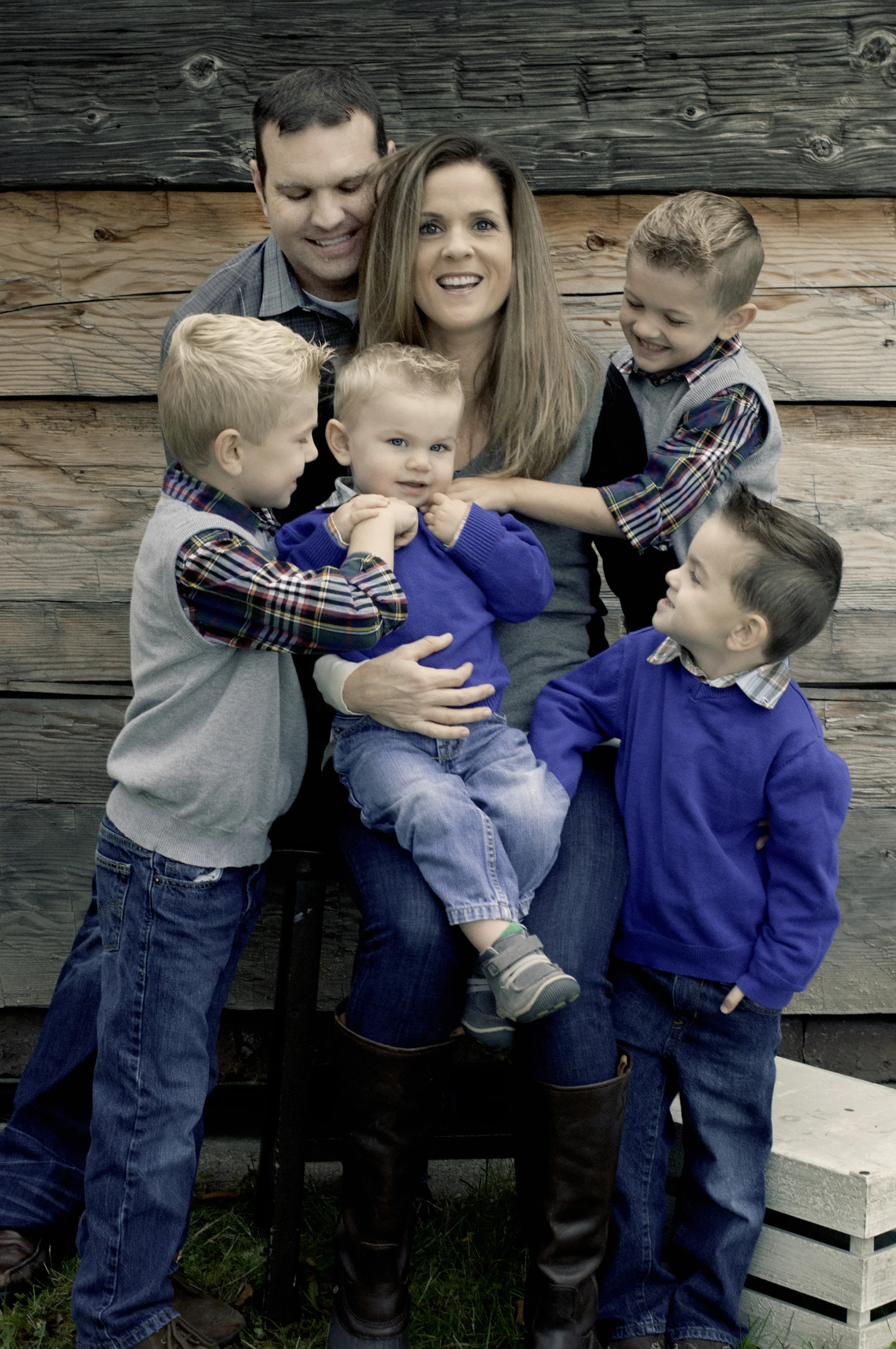 Anderson Family-tickle hudson.jpg